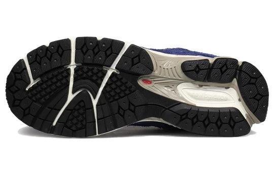 New Balance 2002R Protection Pack Navy - SleekGait