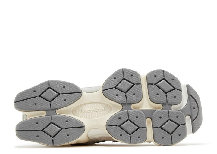 New Balance 9060 Moonbeam Sea Salt - SleekGait