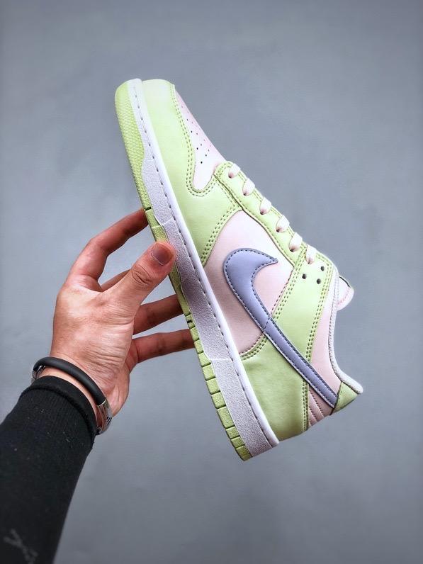 NIKE DUNK LOW Barely Green - SleekGait
