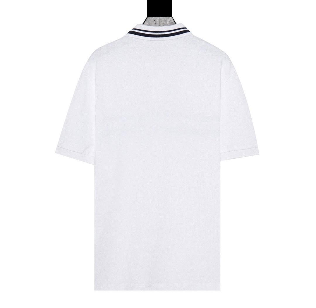 Gucci White T-shirt with a collar - SleekGait