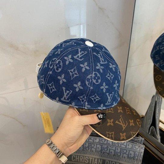 LOUIS VUITTON - BASEBALL CAP - SleekGait