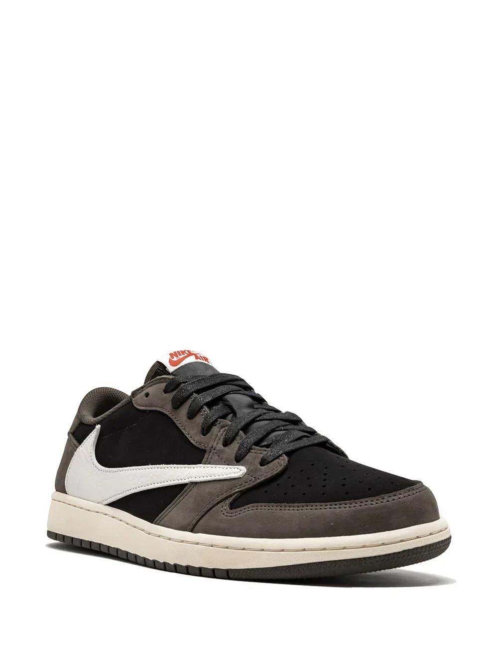 Jordan x Travis Scott Air Jordan 1 Low sneakers - SleekGait