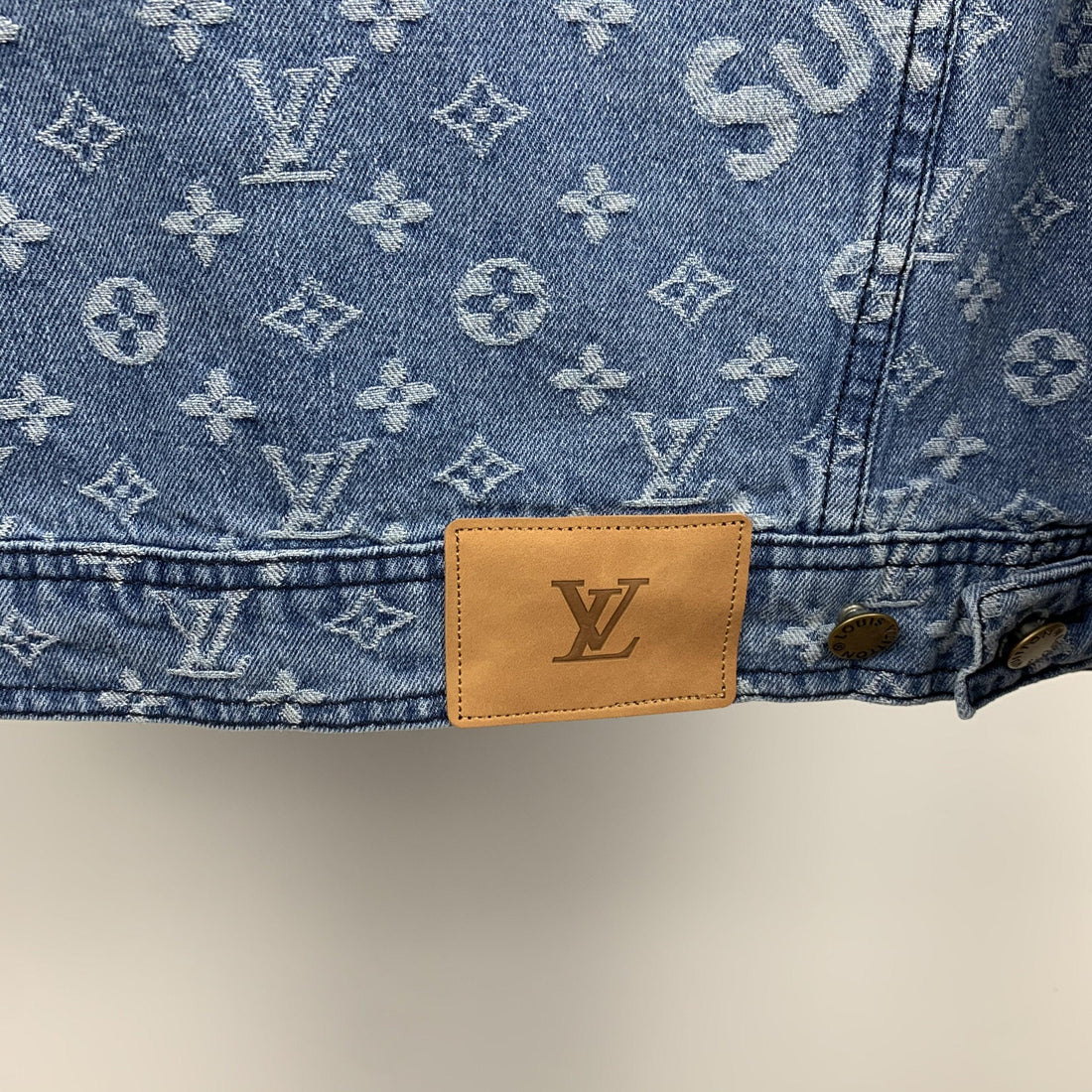 LOUIS VUITTON - JACKET - SleekGait