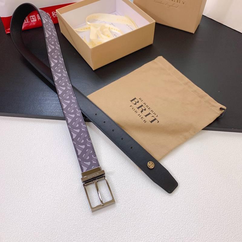 Burberry Leather Vintage Belt - SleekGait