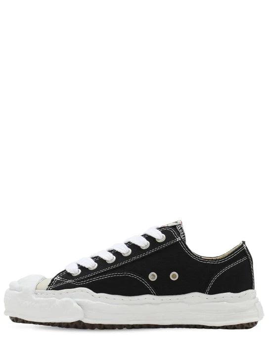 Maison Mihara Yasuhiro ‘Hank’ OG Sole Suede Low Sneakers Black & White - SleekGait