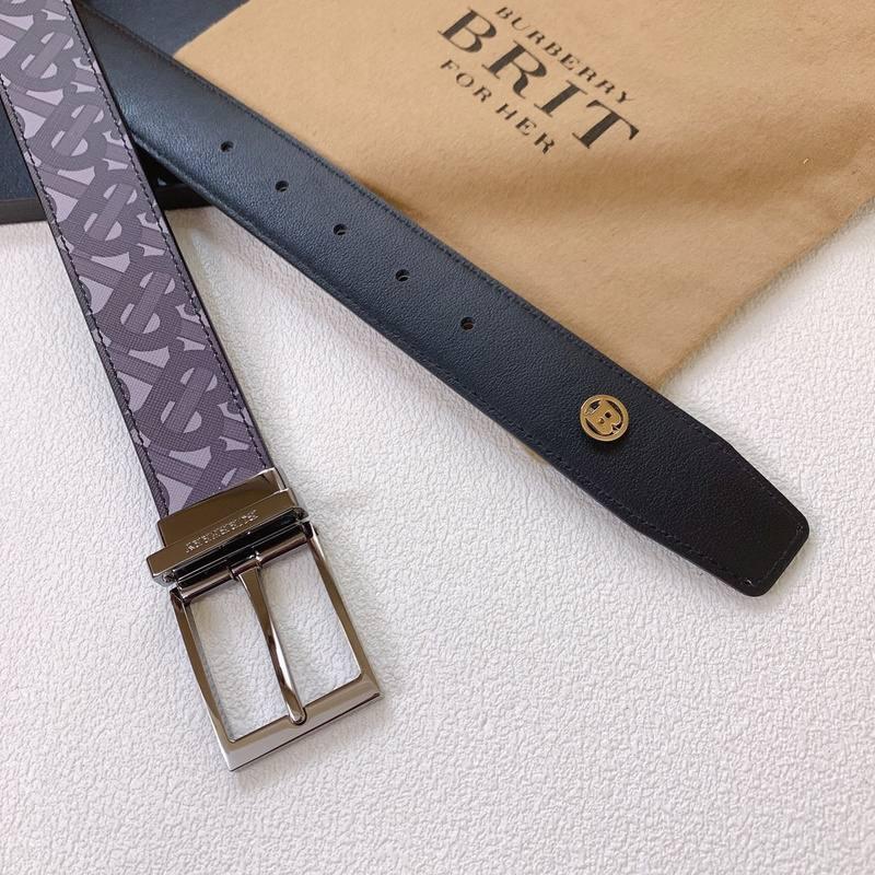 Burberry Leather Vintage Belt - SleekGait