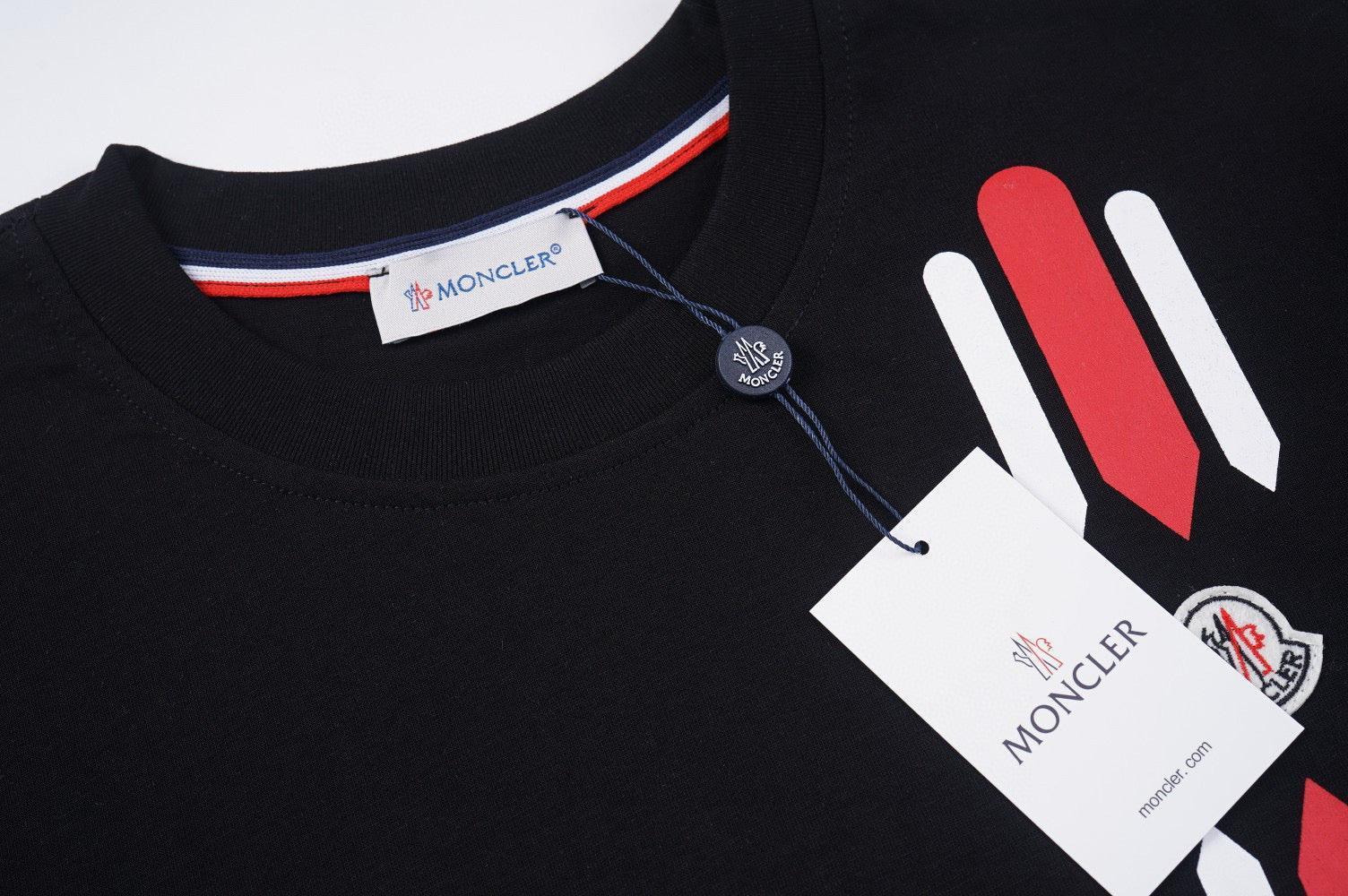 Moncler T-Shirt Without Collar 'Black/White/Red' - SleekGait