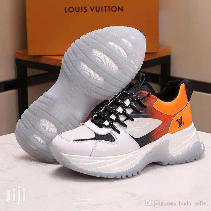 LOUIS VUITTON - SNEAKER - SleekGait