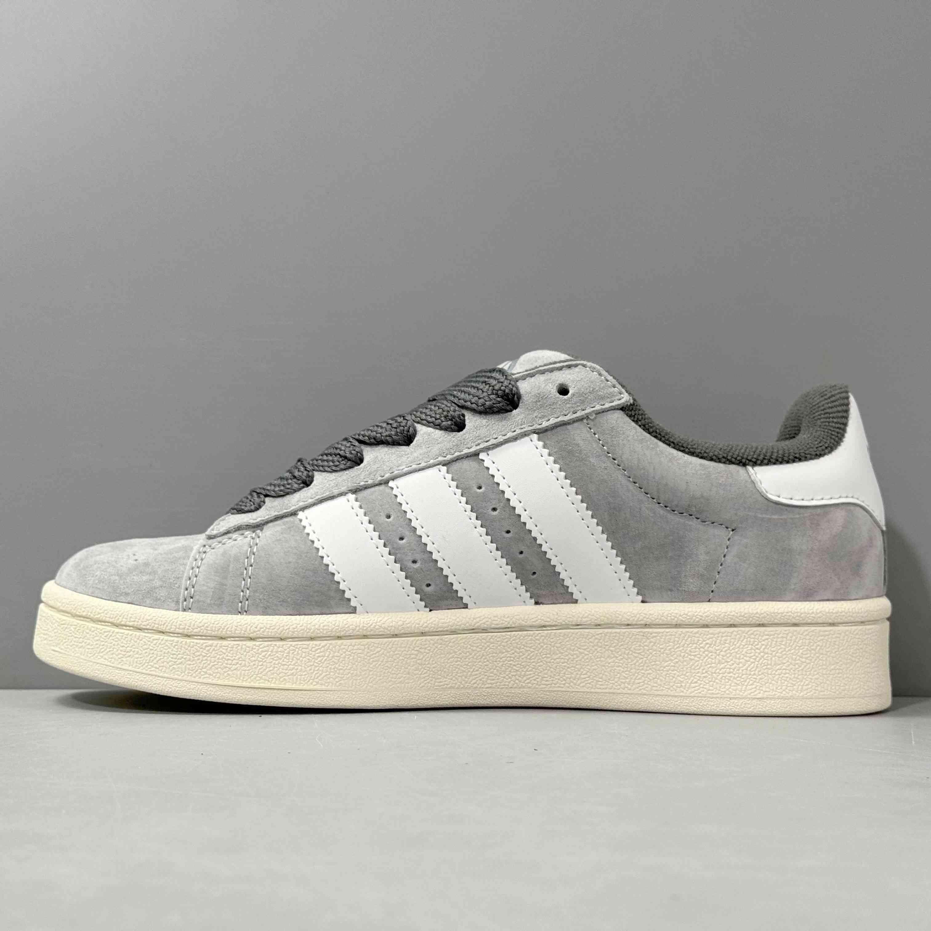 Adidas Originals Campus - SleekGait