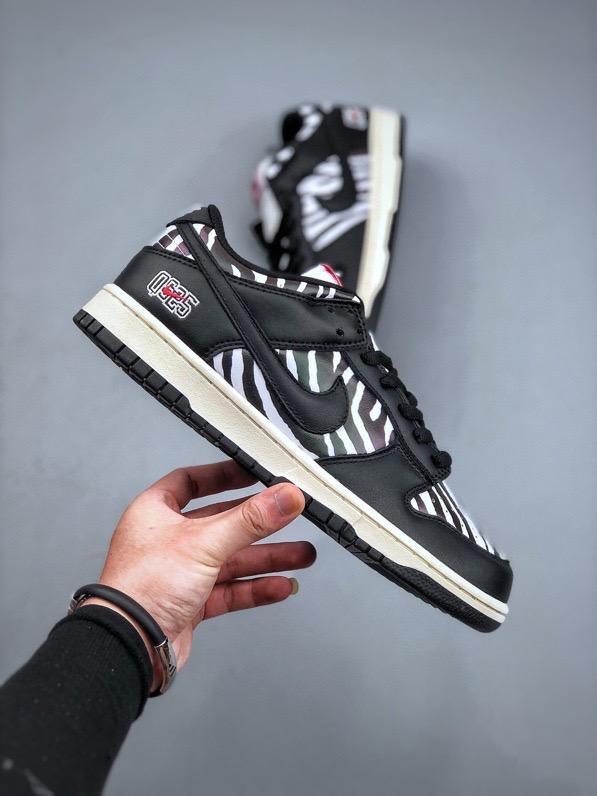SB DUNK LOW ZEBRA - SleekGait