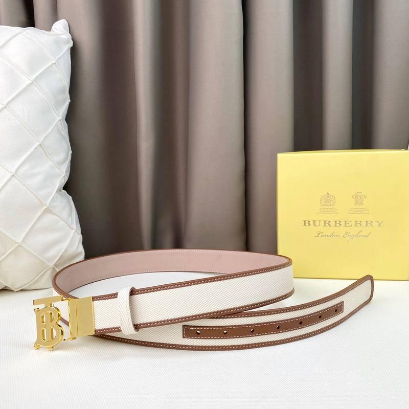 Burberry Reversible Leather Vintage Belt - SleekGait