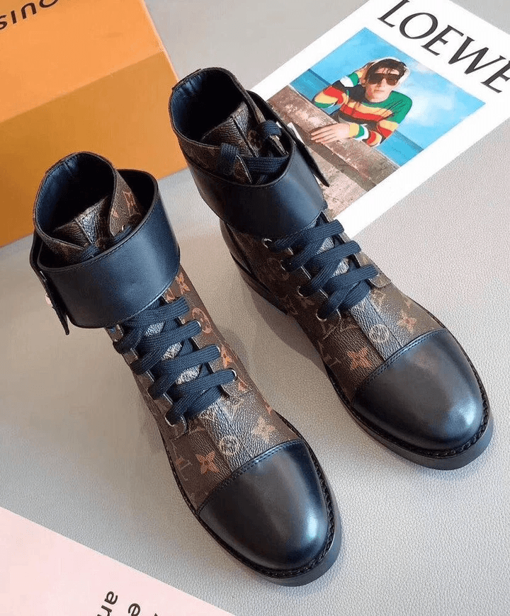 LOUIS VUITTON - WOMEN'S BOOTS - SleekGait