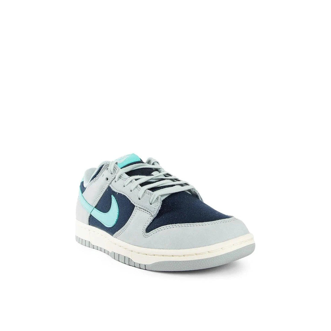 Dunk Low Sneakers - SleekGait