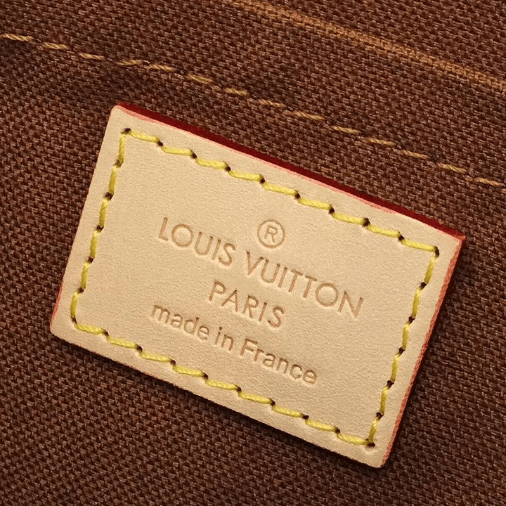 LOUIS VUITTON - SAC À BANDOULIÈRE - SleekGait