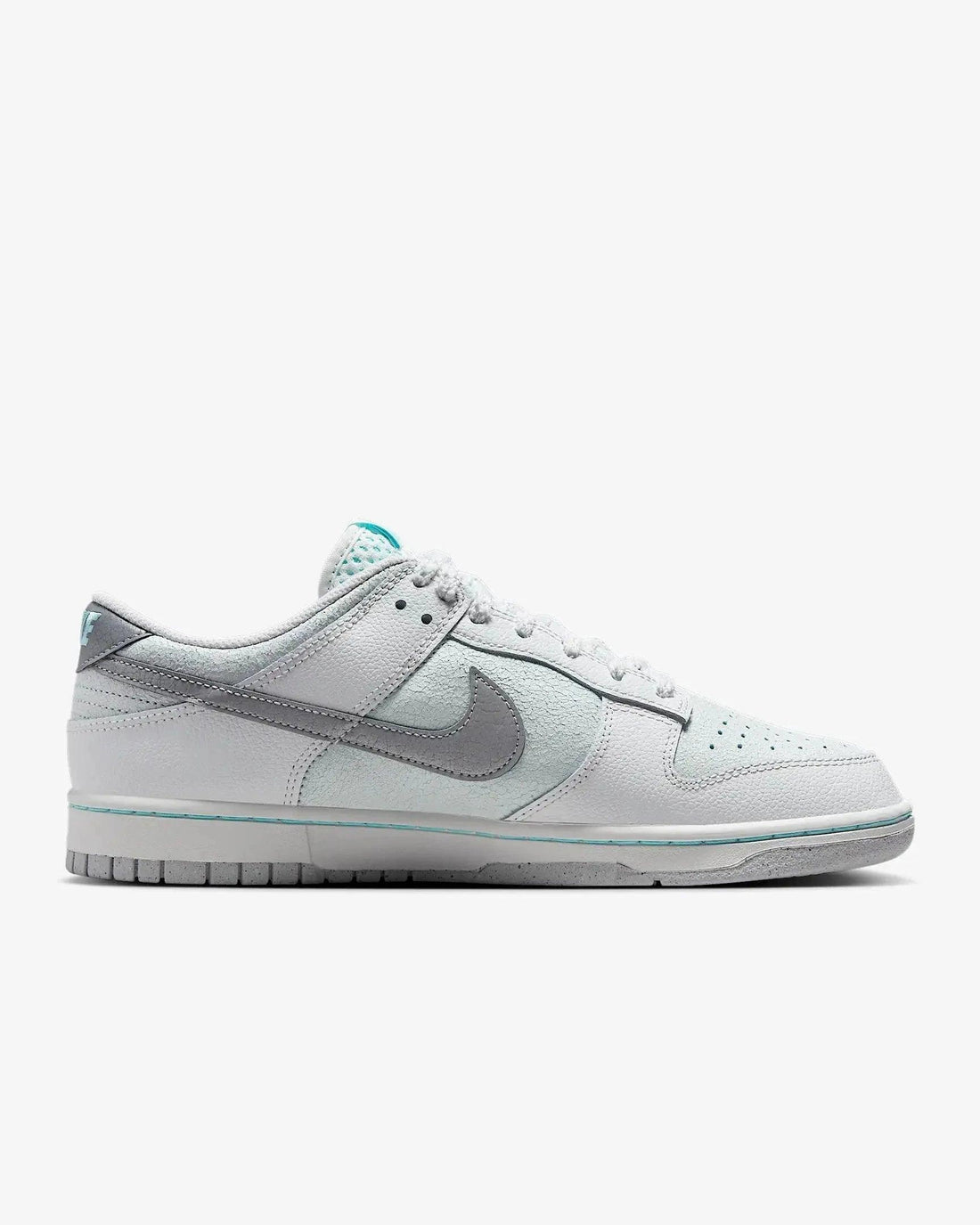 Nike Dunk Low Retro SE - SleekGait