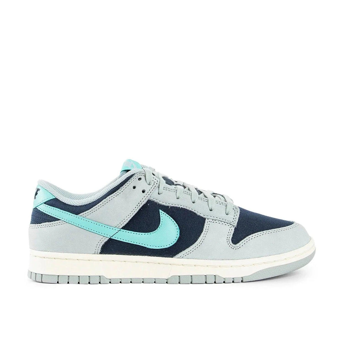 Dunk Low Sneakers - SleekGait