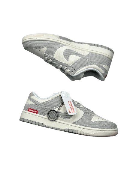 Nike SB Dunk Low Supreme - SleekGait