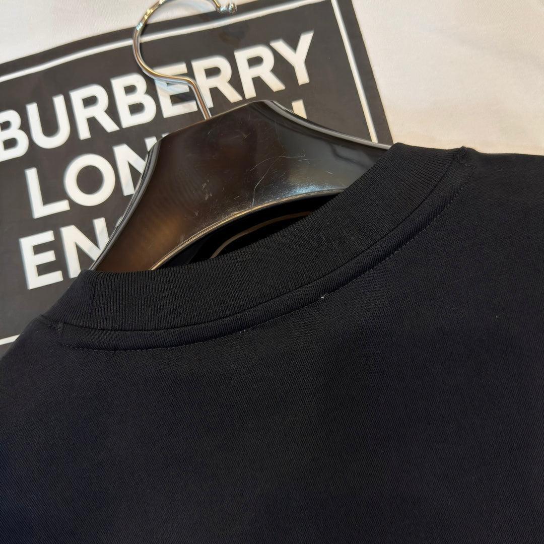 Burberry Black & Red T-Shirt Without Collar - SleekGait