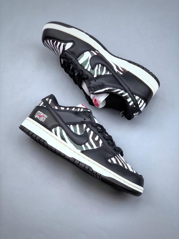 SB DUNK LOW ZEBRA - SleekGait