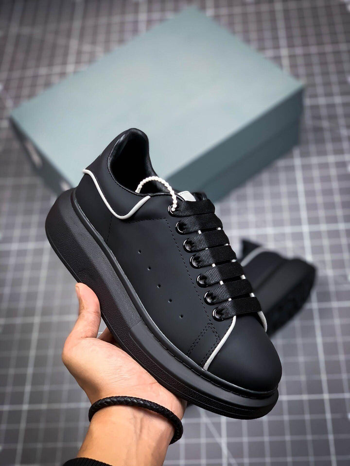 ALEXANDER MCQUEEN - SNEAKER - SleekGait