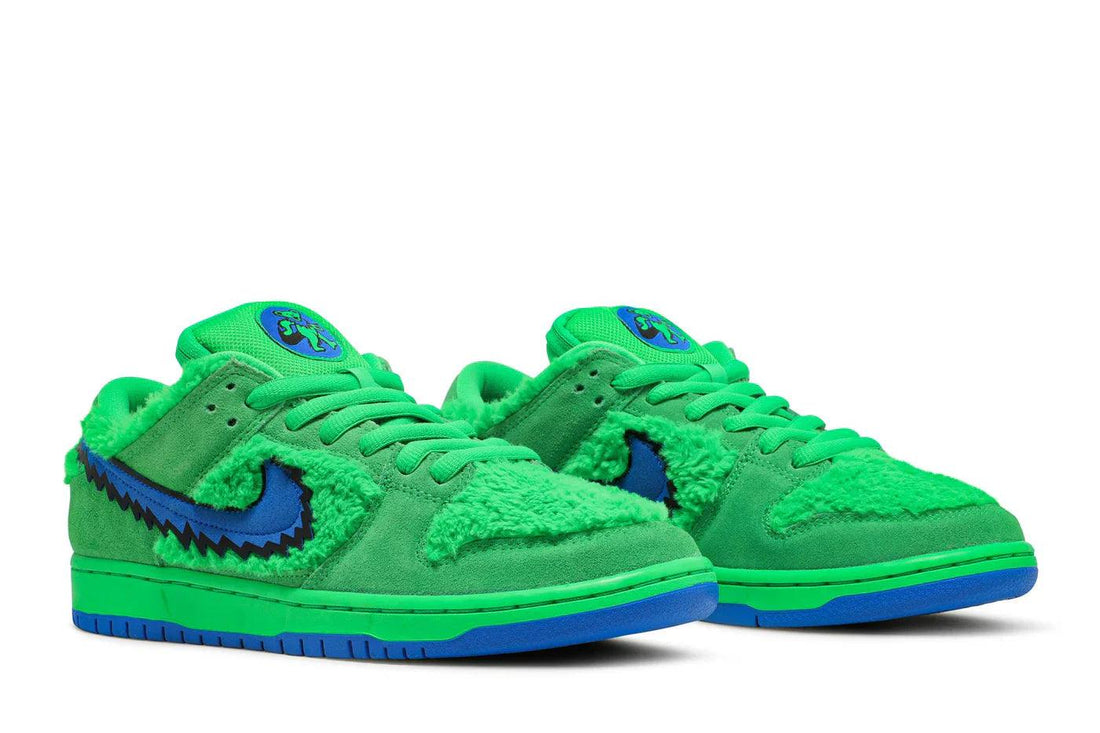 NIKE SB DUNK LOW X GRATEFUL DEAD ‘GREEN BEAR - SleekGait