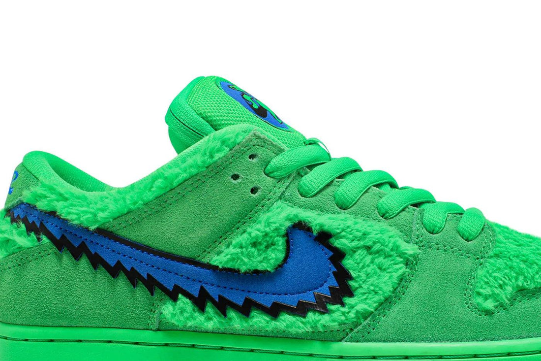 NIKE SB DUNK LOW X GRATEFUL DEAD ‘GREEN BEAR - SleekGait