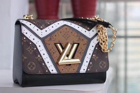 LOUIS VUITTON - SAC À BANDOULIÈRE - SleekGait