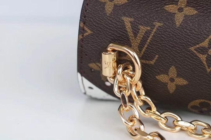 LOUIS VUITTON - SAC À BANDOULIÈRE - SleekGait