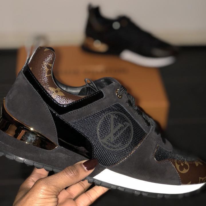 LOUIS VUITTON - SNEAKER - SleekGait